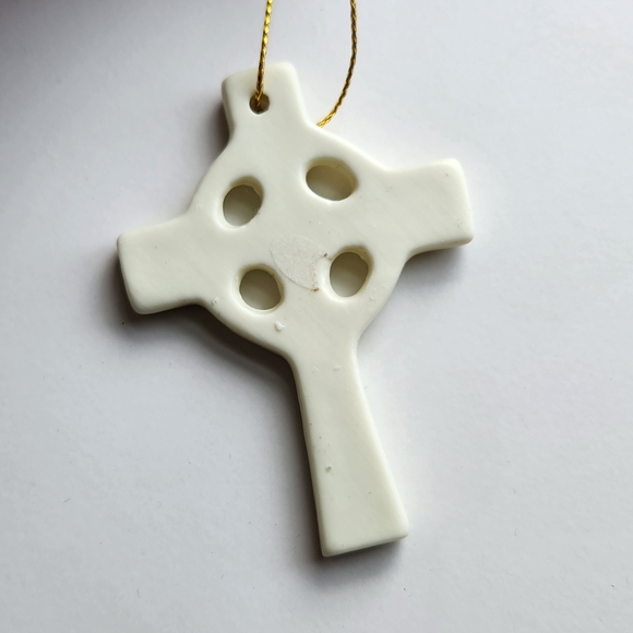 White and Green Ceramic Cross Ornament - Picture 3 of 4